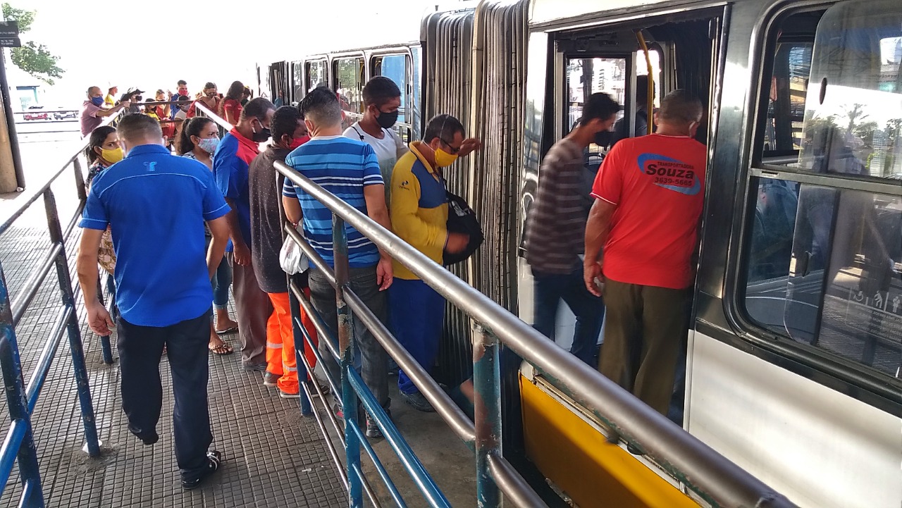 DPE-AM apura falhas no sistema do transporte público em Manaus