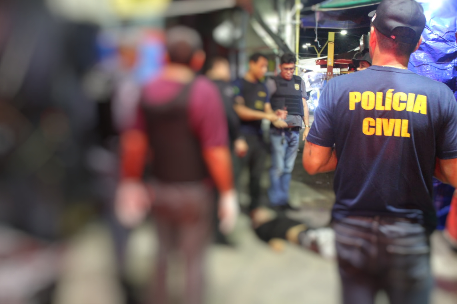 Pistoleiro executa homem com tiro no rosto no Centro de Manaus