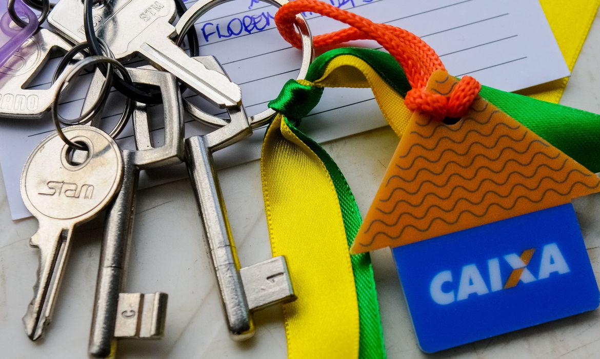 Depósitos no FGTS poderão ser usados para comprar casa popular