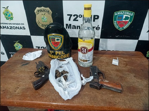 Foragidos de delegacia morrem em troca de tiros com a polícia no Amazonas