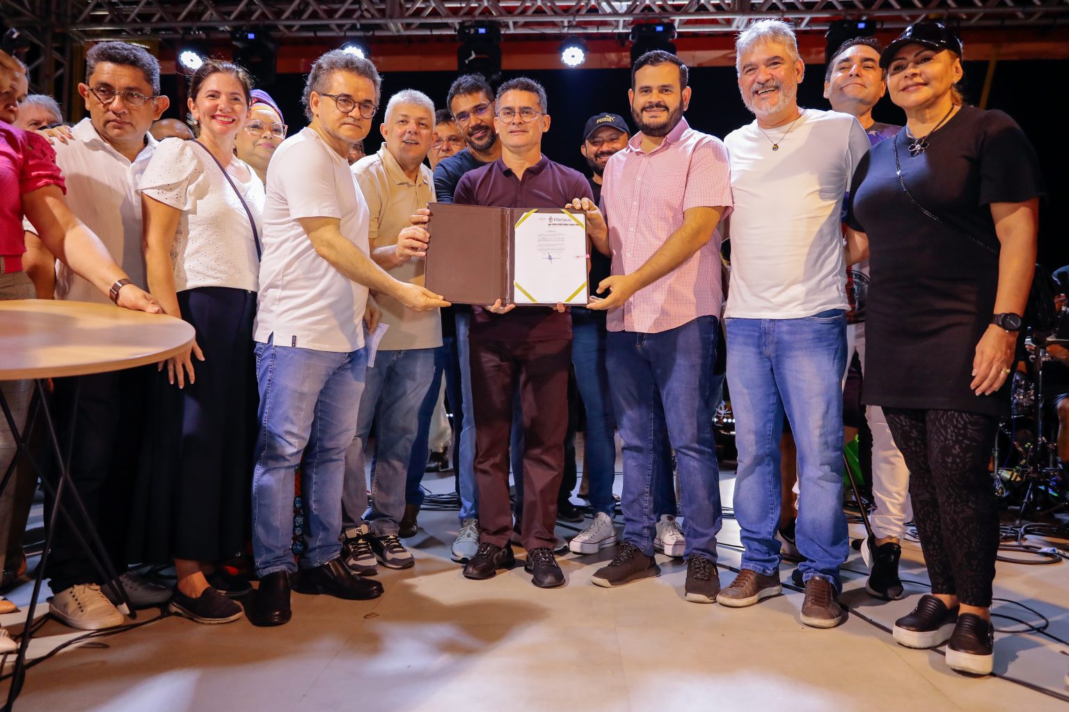 Prefeito sanciona lei que cria Plano Municipal de Cultura em Manaus