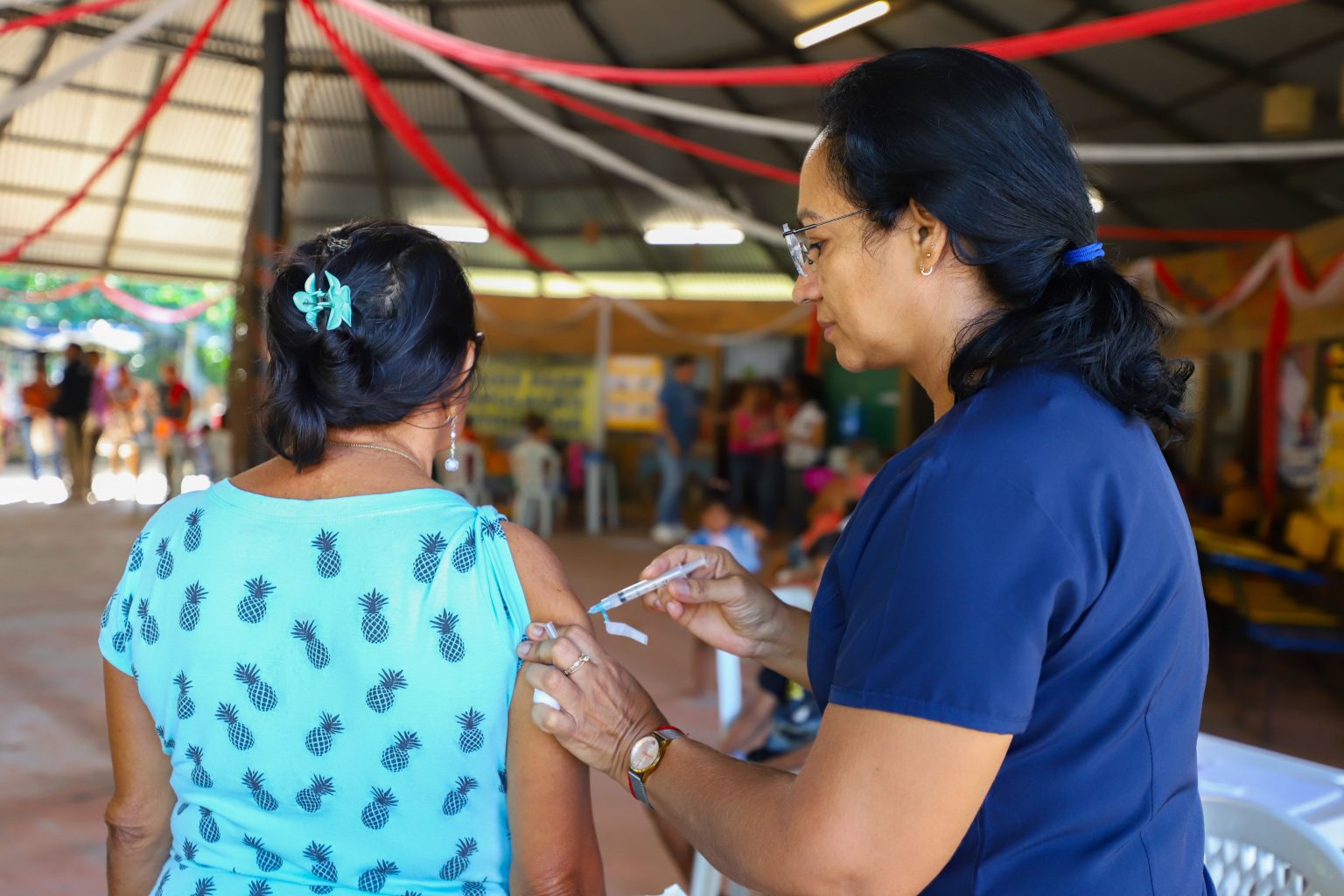 Confira os pontos de vacinação abertos neste sábado em Manaus