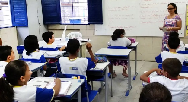 Câmara aprova projeto de lei que torna crime hediondo ataque a escolas	