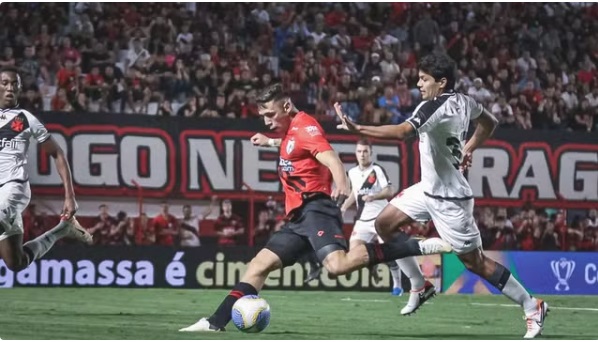Atlético-GO e Vasco empatam nas oitavas de final da Copa do Brasil