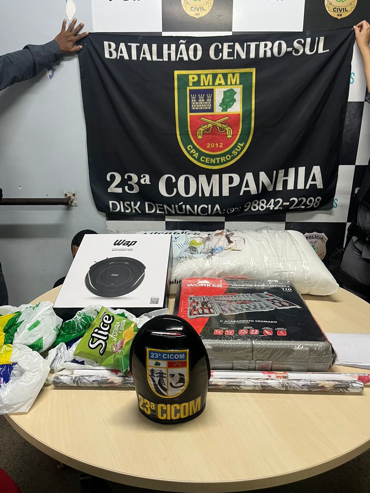 Suspeito de roubar produtos de loja no Parque 10 é preso