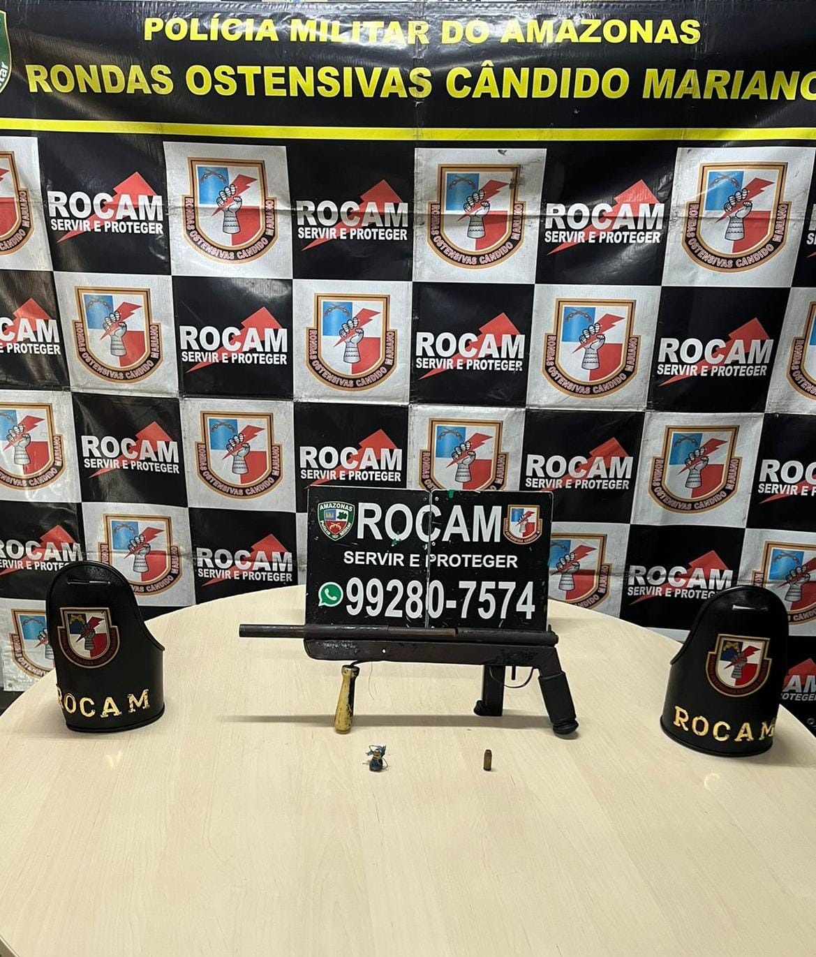 Homem é preso com arma de fogo de fabricação caseira no Petrópolis