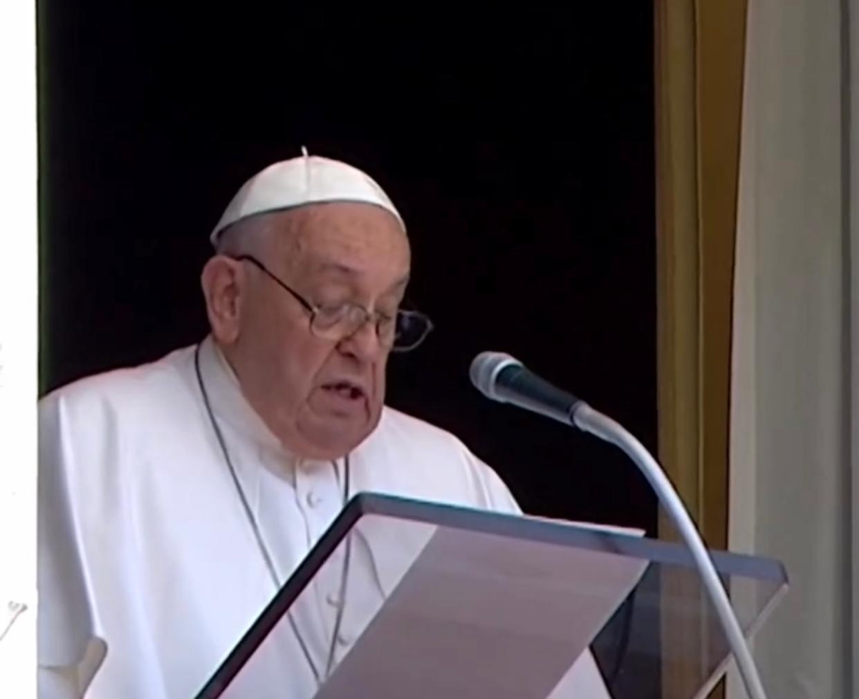 Papa Francisco pede oração por vítimas de queda de avião em Vinhedo