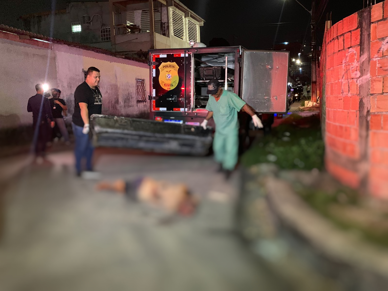 Homem é perseguido e tem cabeça partida com terçadada no Novo Aleixo