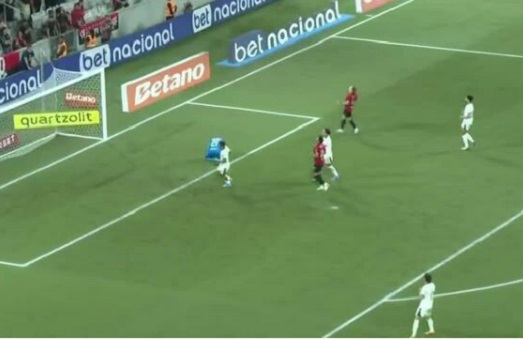 Palmeiras vence o Athletico por 2 a 0 no Brasileirão