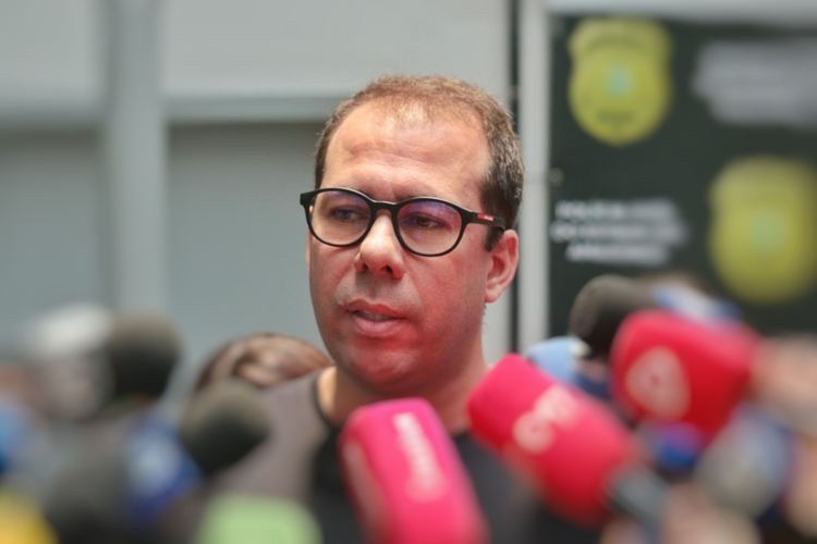 Prints mostram conversas de estuprador com meninos em Manaus