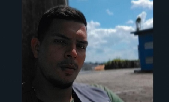 Polícia identifica suspeito de assaltar loja de celulares em Manaus