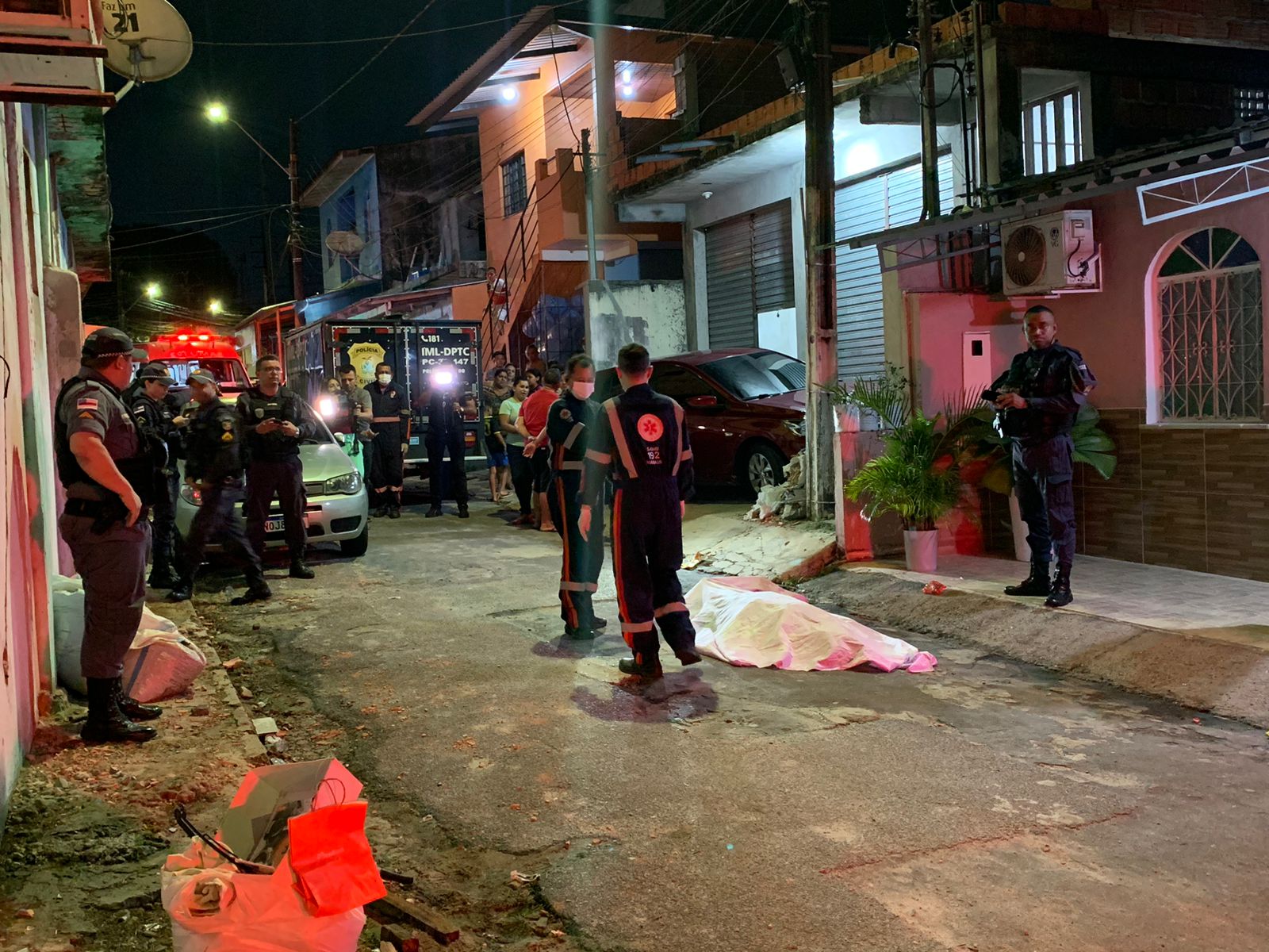 Homem é morto a tiros após briga em bar no Bairro da União