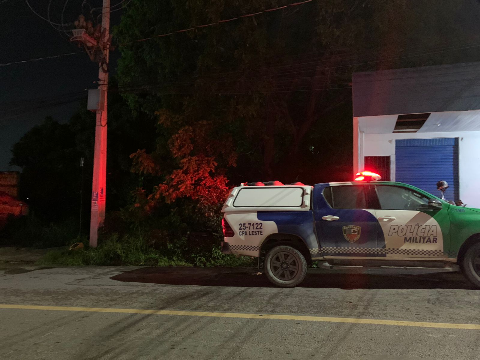 Corpo de mulher é encontrado em casa abandonada no Jorge Teixeira
