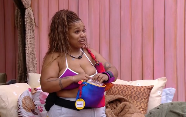 Camilla diz que deu 'cobra' para a própria irmã no Queridômetro do BBB25