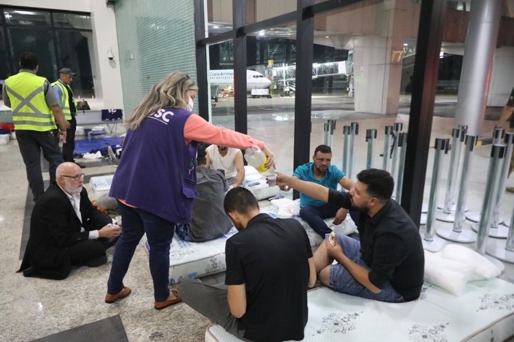 PF do Amazonas investiga agressões a brasileiros deportados dos EUA