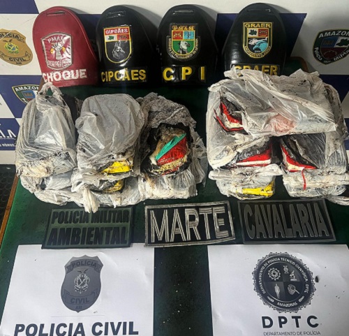 Mulher é presa com 15 tabletes de drogas escondidos em mala em Coari