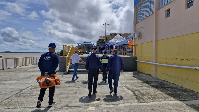 DNIT vistoria porto para garantir segurança durante festival de Parintins