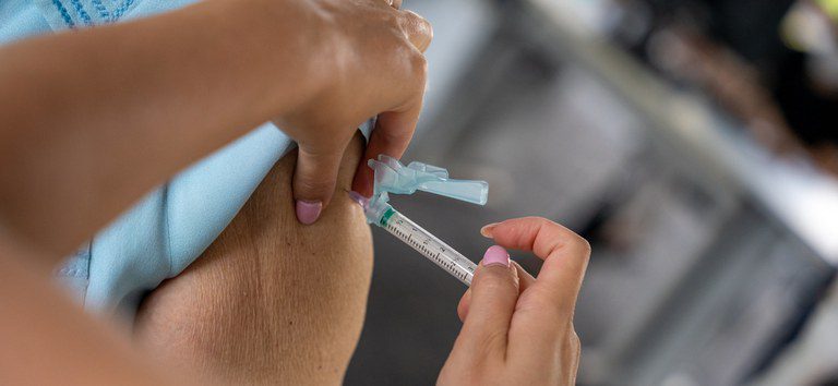 Ministério da Saúde vai pedir inclusão da vacina contra Chikungunya no SUS