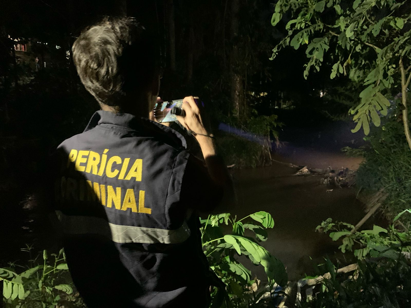 Corpo de homem degolado é encontrado em igarapé no Santa Etelvina