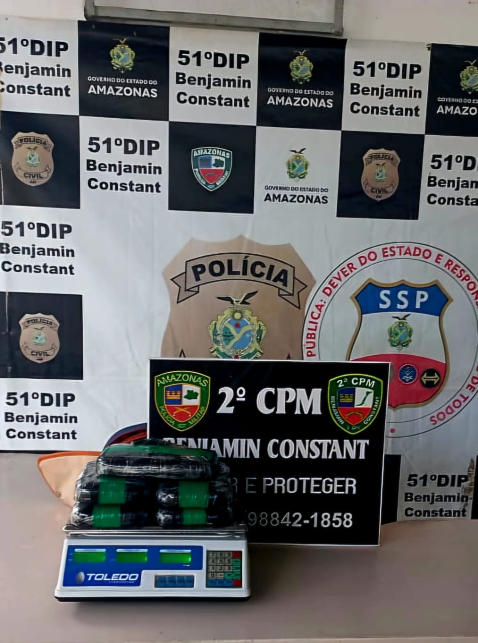 Polícia apreende 13 kg de drogas em ações distintas em Benjamin Constant