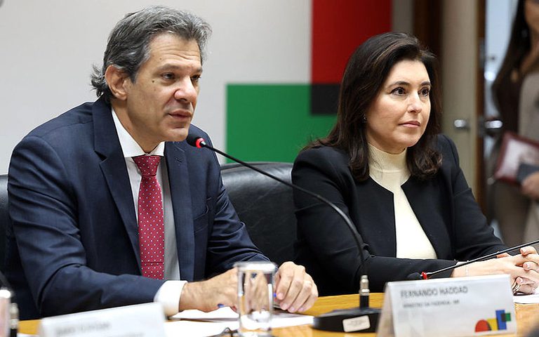 Governo bloqueia R$ 31,3 bilhões do orçamento para cumprir meta fiscal