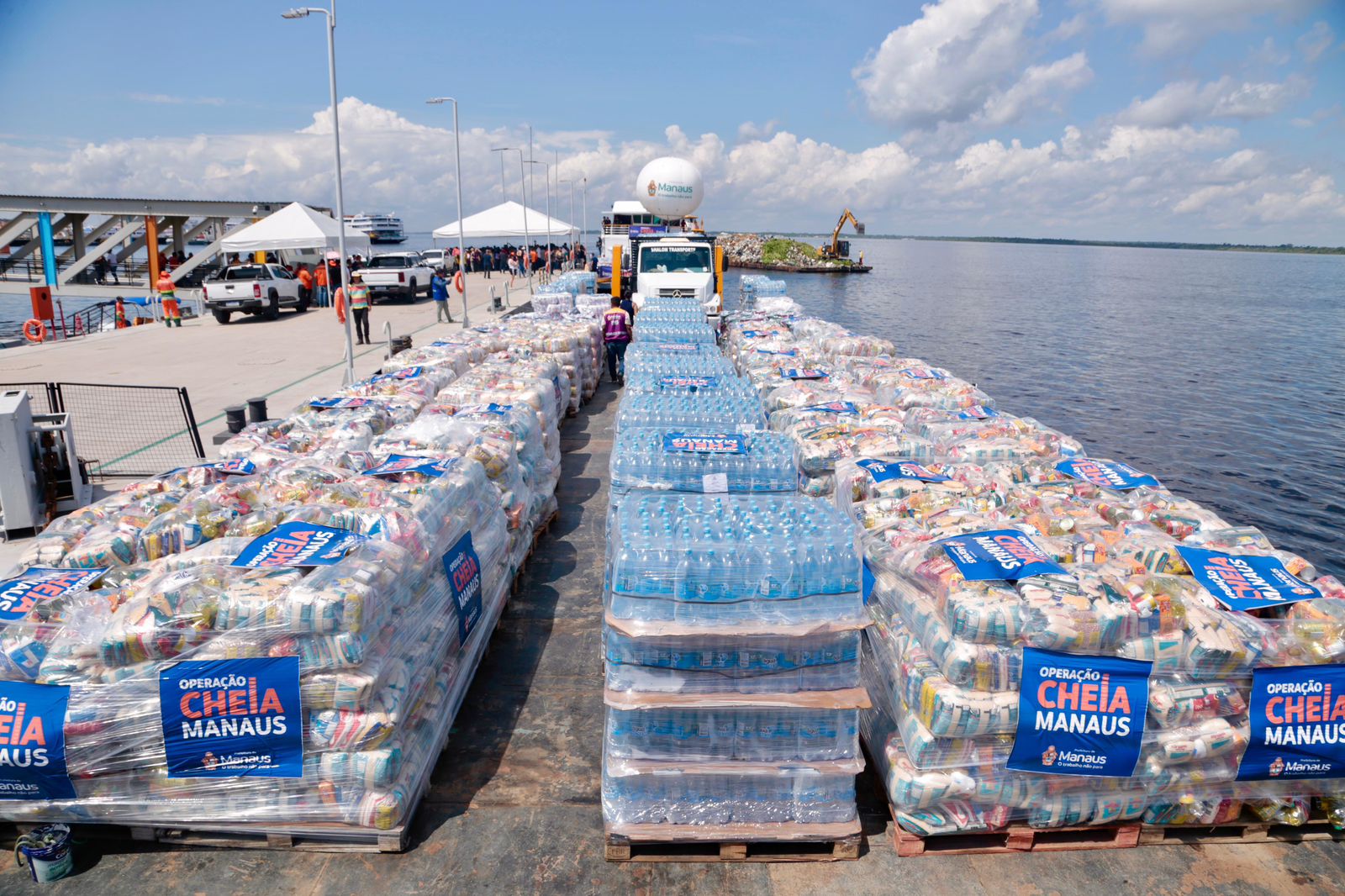 Nova fase da operação ‘Cheia 2025’ atende mais de 2 mil famílias em Manaus