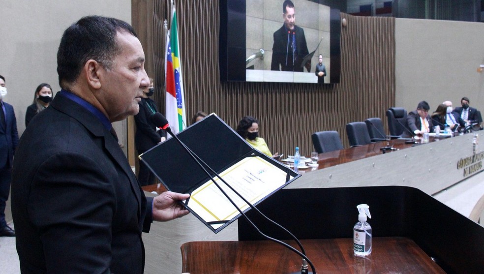 Vereador de Manaus sugere mudança no horário das sessões na CMM