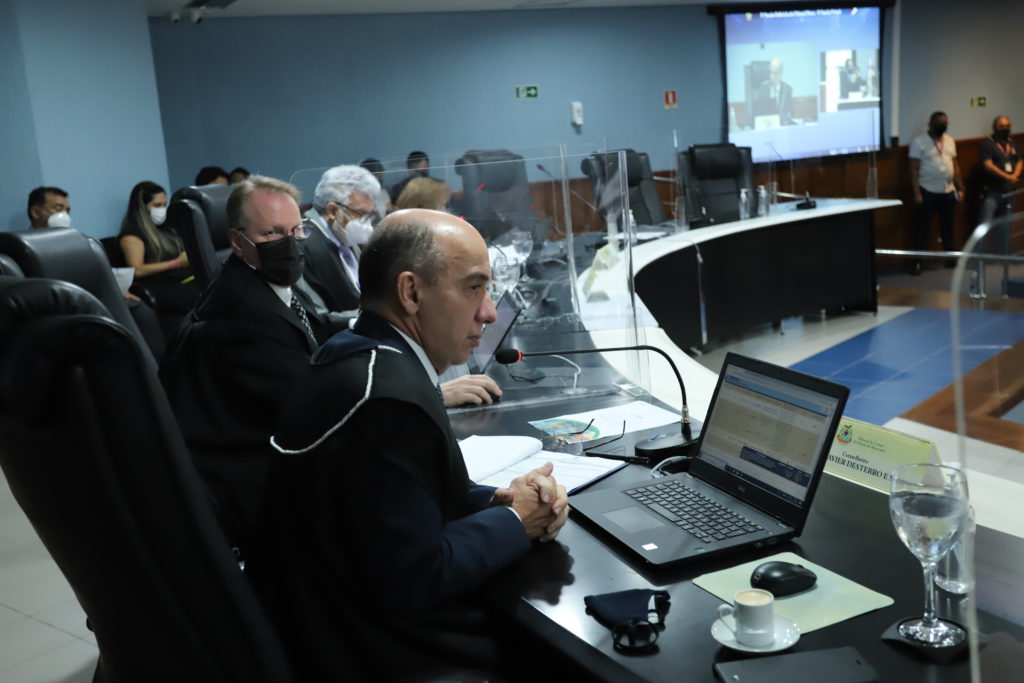 Ex-vereador do Amazonas é multado em R$387 mil por irregularidades