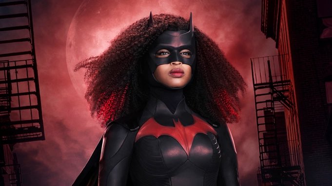 Batwoman ganha novo teaser mostrando sua equipe; assista