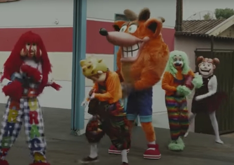 Crash Bandicoot encontra Carreta Furacão em comercial. Assista!