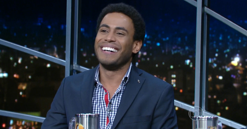 Ator Ícaro Silva será o narrador de audiobooks de Harry Potter