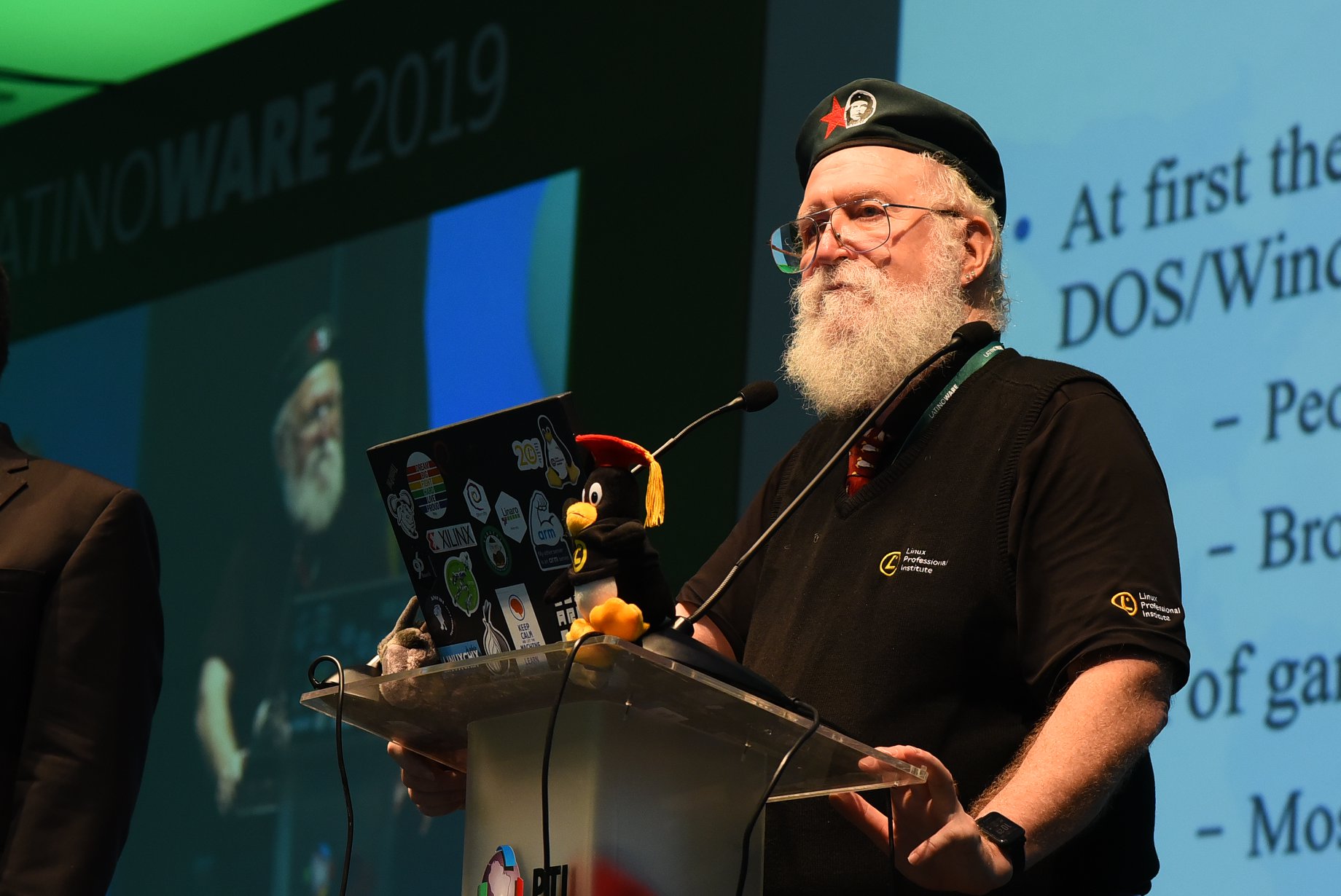 Jon “Maddog” Hall, diretor do Linux, está confirmado para a Latinoware 2020