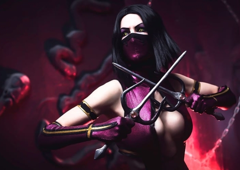 Mileena tem gameplay revelado em Mortal Kombat 11: Ultimate