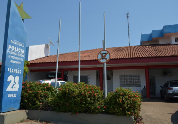 Polícia apreende 30 kg de drogas em embarcação no Amazonas