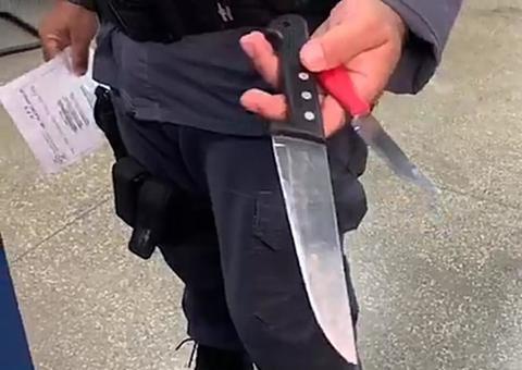 Homem se atrapalha em suposto assalto a motorista de app e leva 'surra' em Manaus