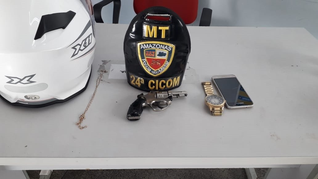 Ladrão leva a pior ao tentar assaltar pedestre no Centro de Manaus 