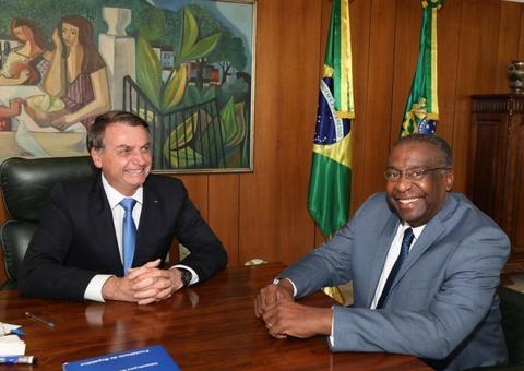 Novo ministro da Educação é desmentido por Universidade Argentina; Entenda