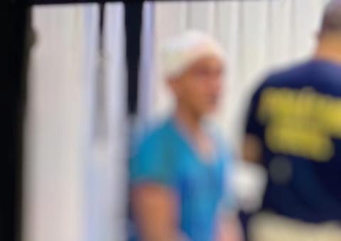 Homem leva surra violenta após suposto roubo a mulher em avenida de Manaus