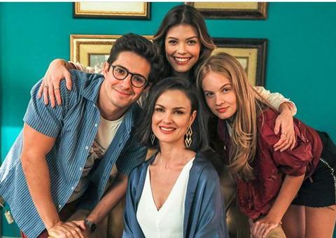 Ator global de 'Salve-se Quem Puder' se assume gay: 'Espero que não falte trabalho'