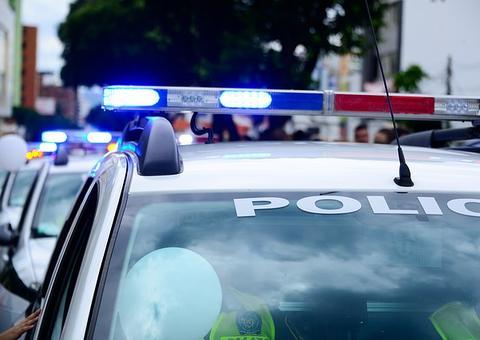 Tiroteio em manifestação deixa uma pessoa morta e outra ferida nos Estados Unidos