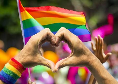 Dia do Orgulho LGBTI no Brasil e no mundo é comemorado de forma diferente