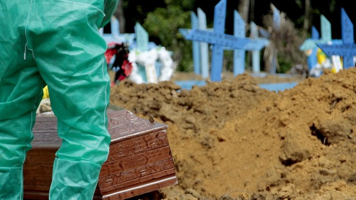 Manaus registra nova queda no número de sepultamentos em cemitérios públicos e privados