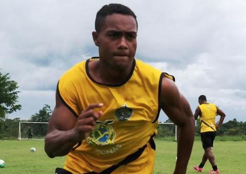 Manaus FC faz campanha para ajudar jogador que perdeu esposa para a Covid-19