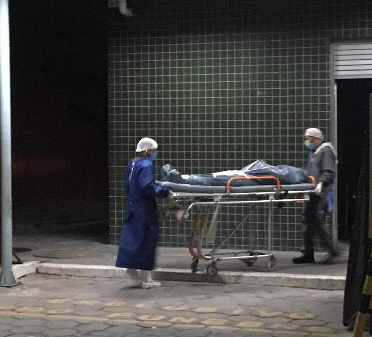 Homem é assassinado na frente do filho de seis anos em Manaus