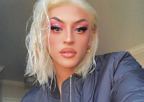 Pabllo Vittar atiça imaginação de seguidores com peitões em lingerie sedutora  