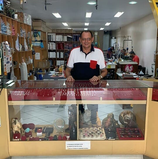 Empresário morre após ser atingido por lancha no rio Negro 