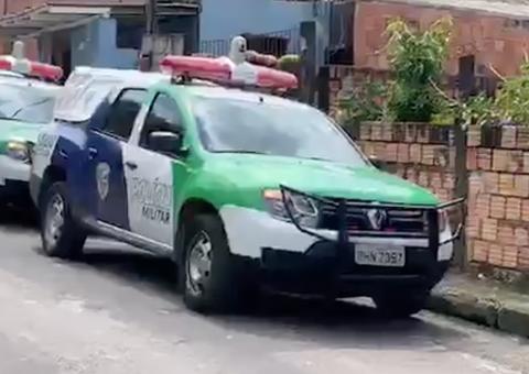 Coberto de formiga, homem é achado morto no quintal de casa em Manaus 