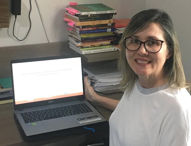 Convênio entre Ufam e Seduc forma primeira mestre em educação