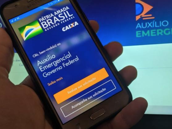 Auxílio emergencial é prorrogado por dois meses; saiba como vai funcionar