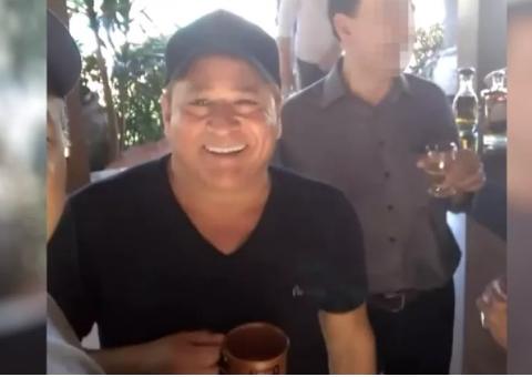 Em meio à pandemia, cantor Leonardo participa de confraternização em fazenda